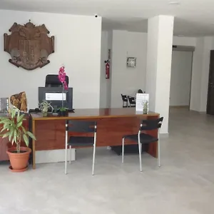 ** Hotel Carlos I Espanha